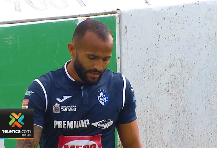 Ricardo Blanco se rehusó a confirmar dónde jugará la próxima temporada