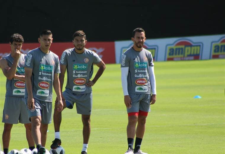 Entrenamiento de la Selección Nacional.|Fernando Araya