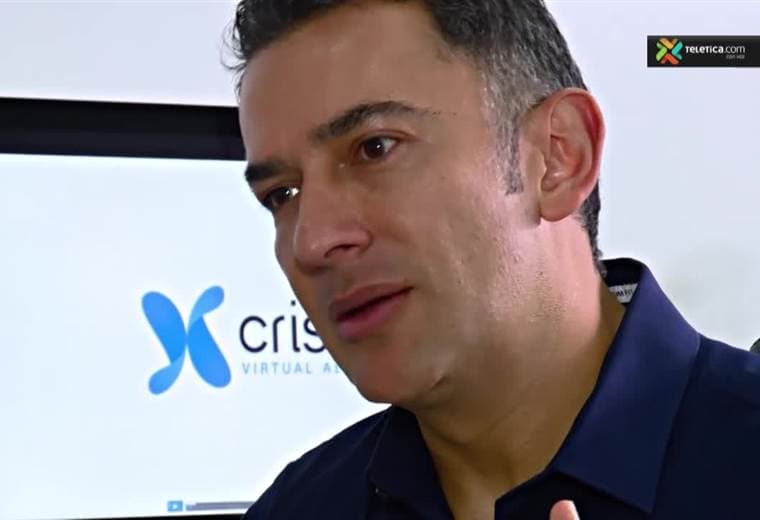 Tecnología de realidad aumentada le mostrará cómo quedaría después de una cirugía de implantes