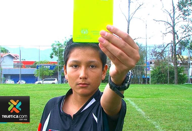 Niño de 12 años se convertirá en el costarricense más joven en graduarse como árbitro nacional