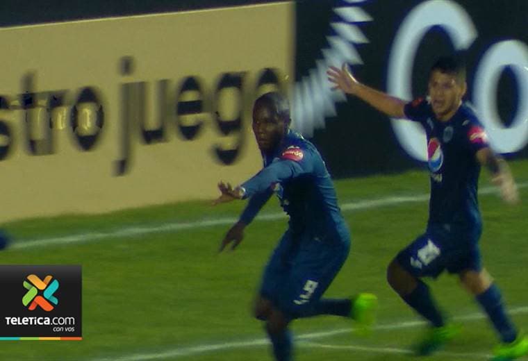 Motagua analiza una contraoferta enviada por el Saprissa para fichar al delantero Rubilio Castillo