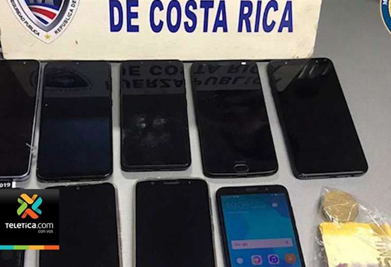 Hombre robó nueve celulares y dos computadoras de una tienda en San Ramón