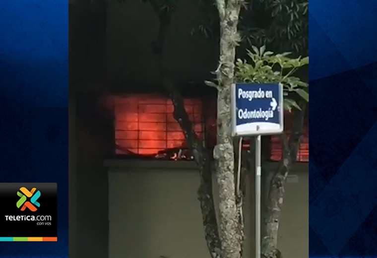 Bomberos investigan si incendio ocurrido en la UCR fue provocado