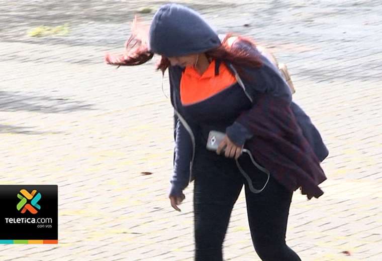 Vientos típicos de la temporada navideña se empezaron a sentir en el país