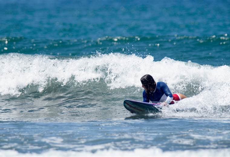 Jacó es la primera playa de Centroamérica en ser accesible para personas en sillas de ruedas. Foto prensa ICT