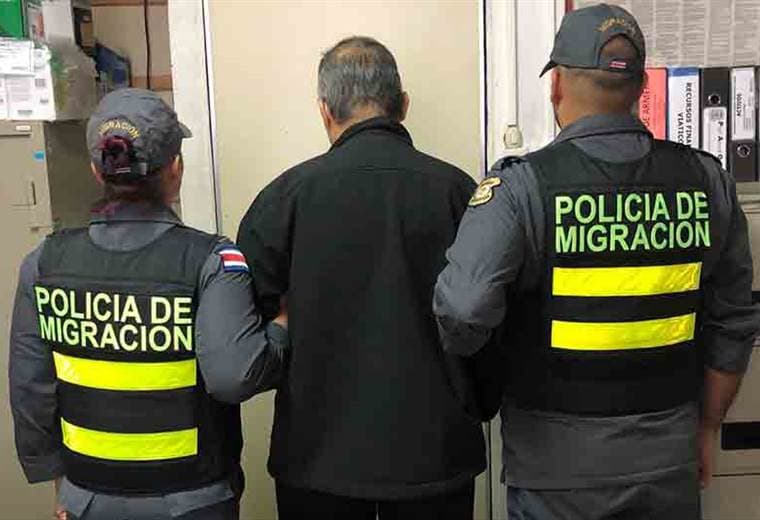 Detienen a sacerdote Jorge Arturo Morales por abuso sexual