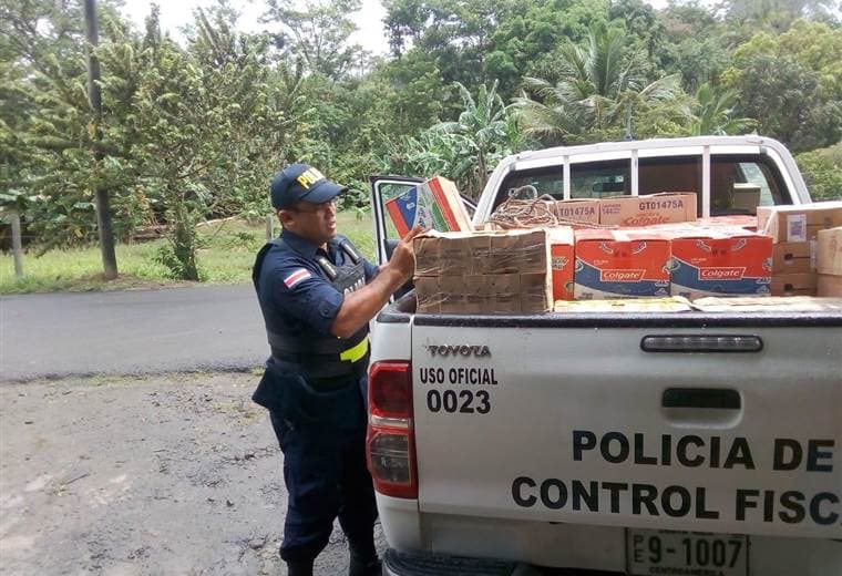 Fuerza Pública decomisó más de ₡10 millones en mercadería cerca de la frontera con Nicaragua