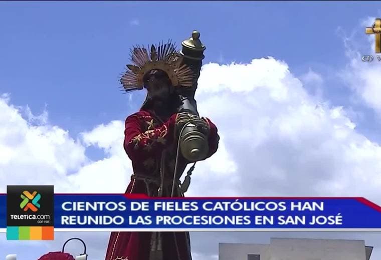 Cientos de fieles católicos han formado parte de las procesiones de esta Semana Santa