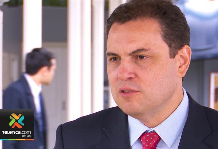 PAC mantiene el apoyo a Carlos Ricardo Benavides para la presidencia de la Asamblea Legislativa