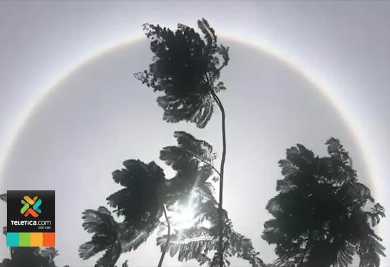 Halo solar sorprendió a los costarricenses este sábado