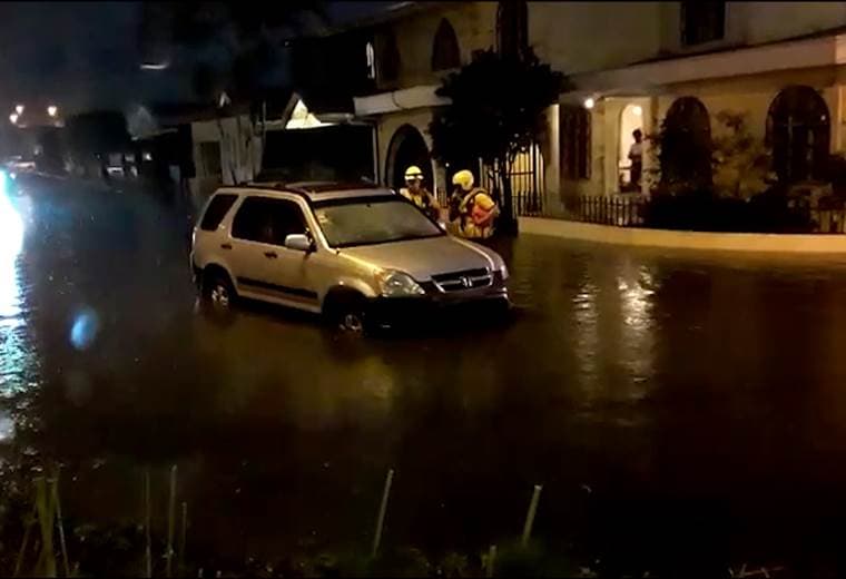 Inundación en Curridabat