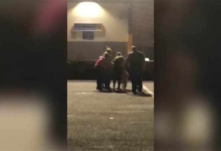 Familia venezolana se reencontró con su perro en Costa Rica tras un año de separación