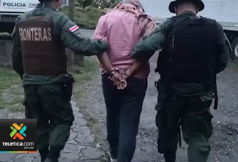 Policía de Fronteras detuvo a dos presuntos traficantes de personas en Sarapiquí y Peñas Blancas
