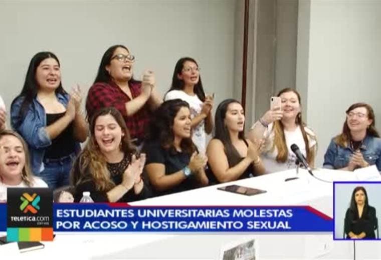 Universitarias exigen conocer nombre de profesores sancionados por acoso y hostigamiento sexual