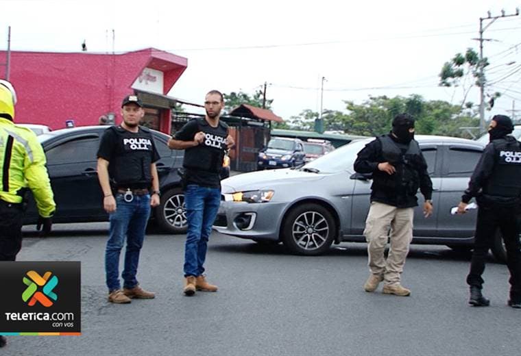 OIJ realizó operativo en Coronado para buscar a taxistas informales