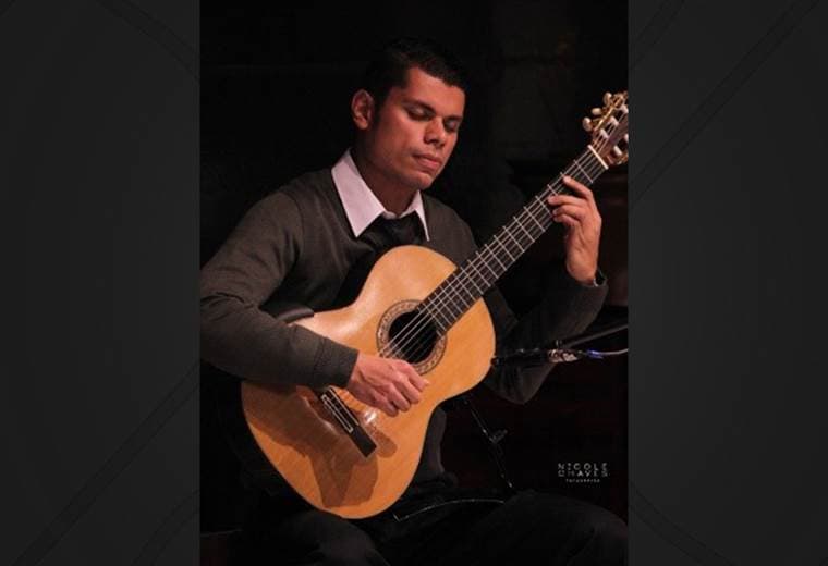 Escuche los sonidos de Costa Rica a través de la guitarra en Teatro al Mediodía