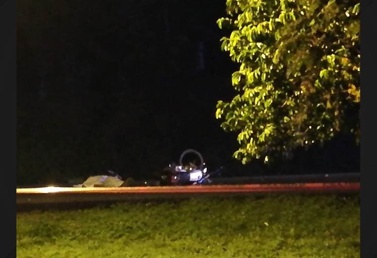 Un muerto y cuatro heridos tras colisión de tres motocicletas en Upala
