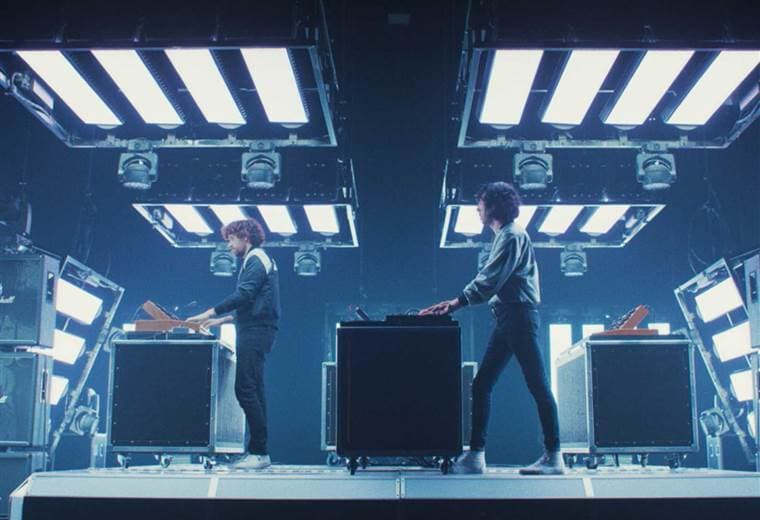 IRIS : A Space Opera by Justice