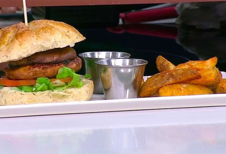 La mente detrás de las mejores hamburguesas de Heredia