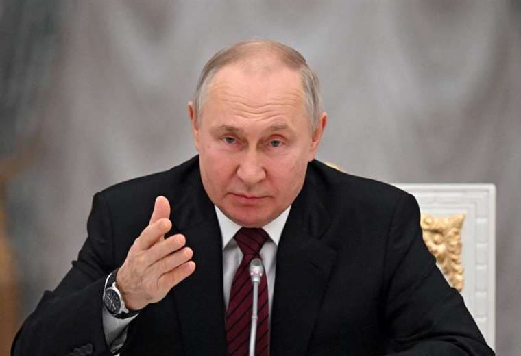 Putin advierte que las fuerzas nucleares estratégicas rusas están "siempre en alerta"