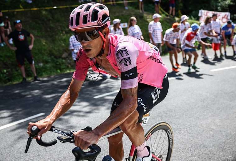 Andrey Amador queda fuera del Giro de Italia