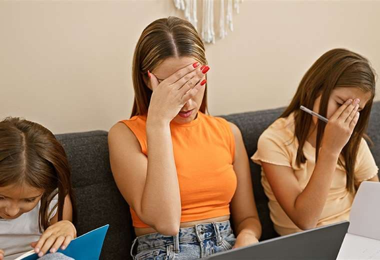 Presionar a sus hijos académicamente puede tener impacto negativo, le contamos por qué