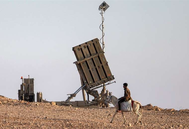 Ejército de Israel promete una "respuesta" al ataque de Irán