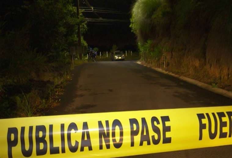 Cuatro detenidos por triple homicidio en bar de Cóbano de Puntarenas
