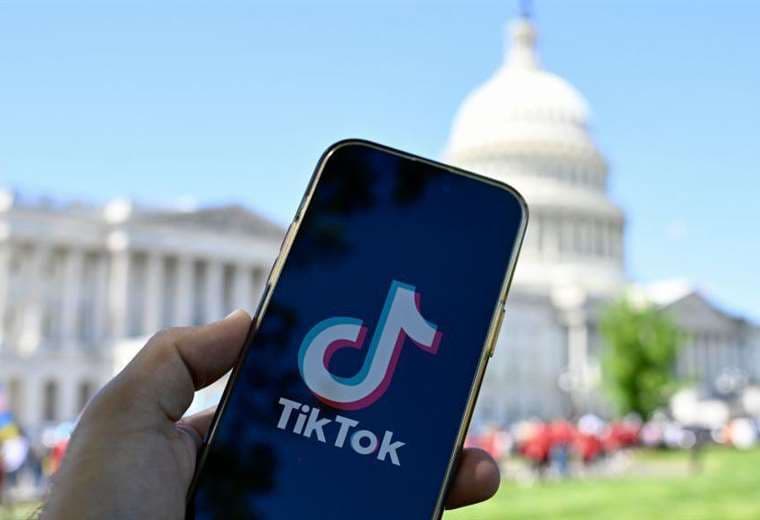 Cinco preguntas sobre la ley aprobada en EE. UU. que podría hacer que se prohíba TikTok