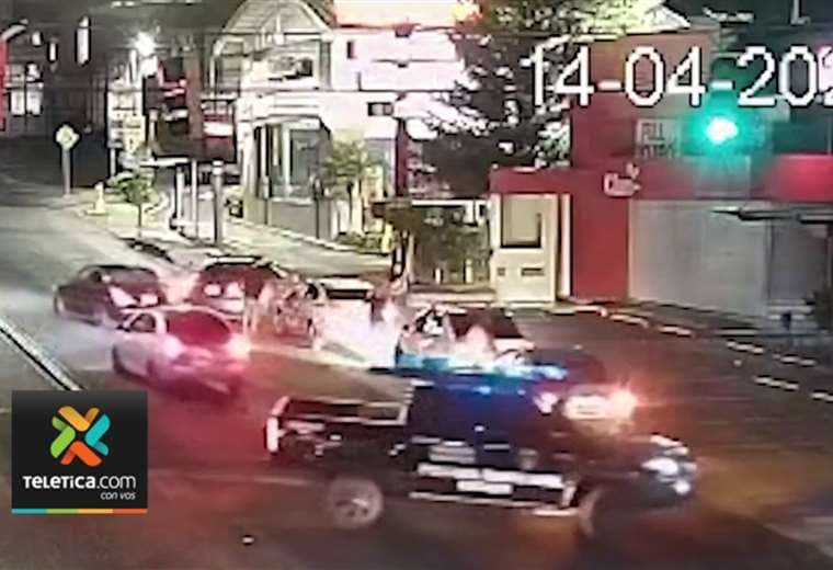 Video: Así detuvieron a chofer que huyó tras accidente donde murió mujer