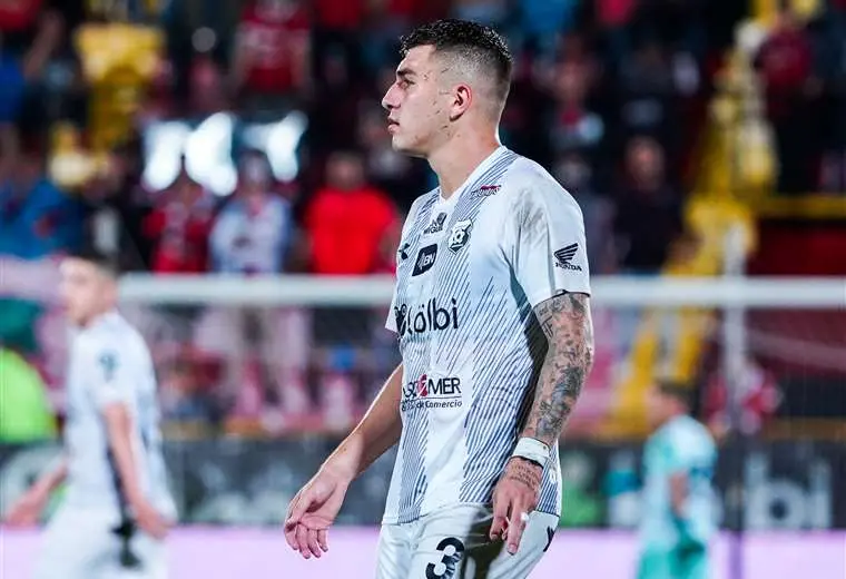 Agente de Faerron revela su futuro: “Tiene un acuerdo cerrado con un club en Europa”