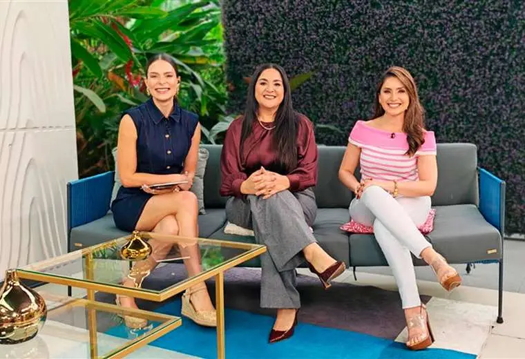 Cuando los roles cambian: hijos que ahora cuidan a sus padres mayores