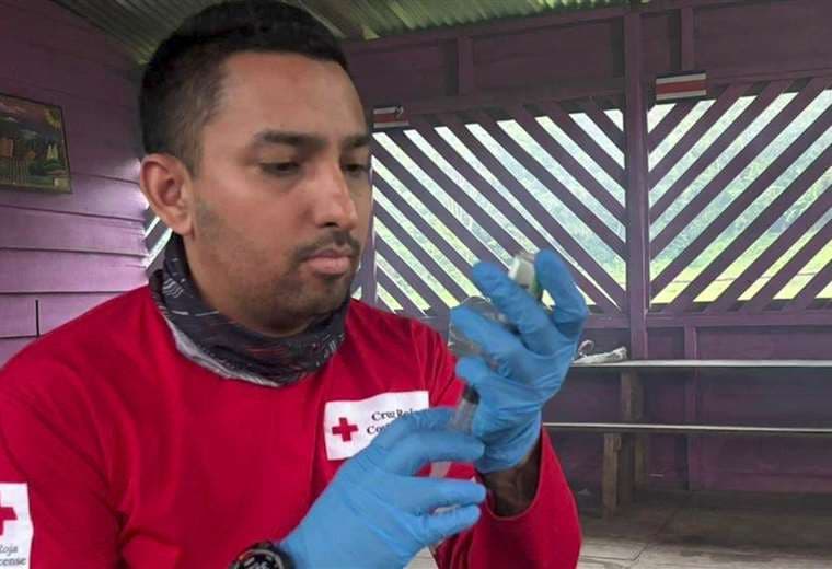 Cruz Roja Costarricense aplica suero antiofídico por primera vez en la historia