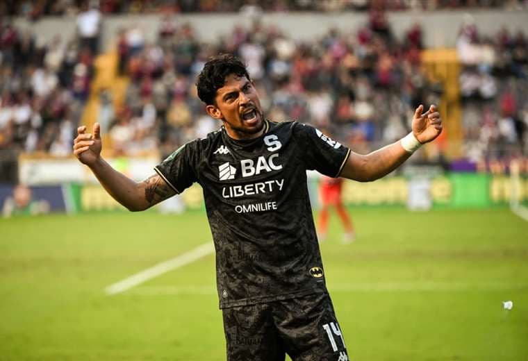 Saprissa derrota a Liberia y celebran en Pérez Zeledón y Herediano