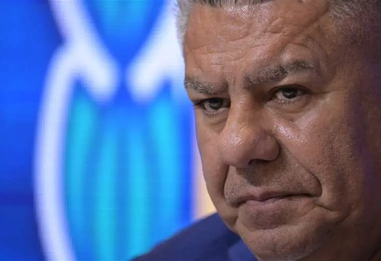 Acusan a presidente de la AFA por presunta evasión fiscal en Argentina