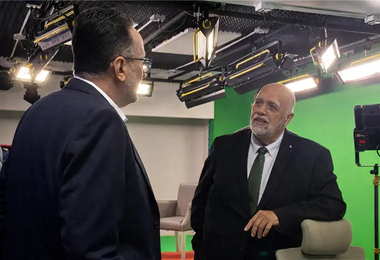 Candidatos presidenciales que estuvieron hospitalizados protagonizan especial encuentro