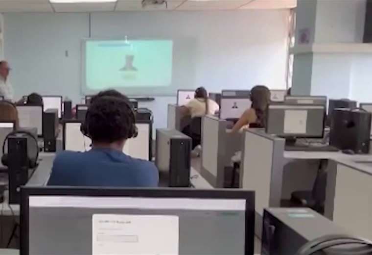 Ticos entienden inglés, pero no lo hablan y el retroceso ya es medible