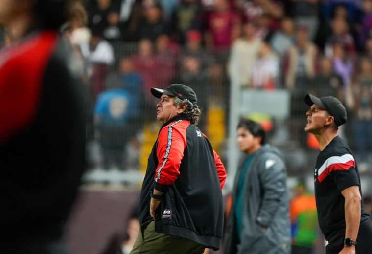 Óscar Ramírez, Juan Quirós