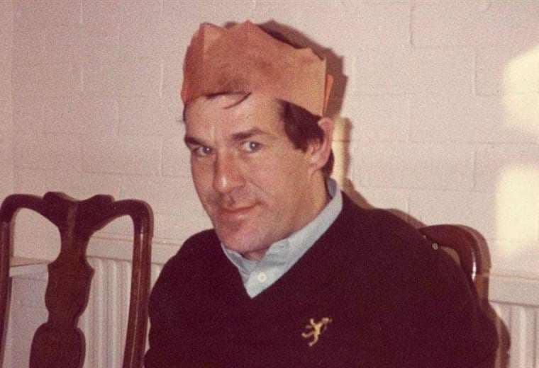 "Invitamos a un hombre a casa para Navidad y se quedó con nosotros 45 años"