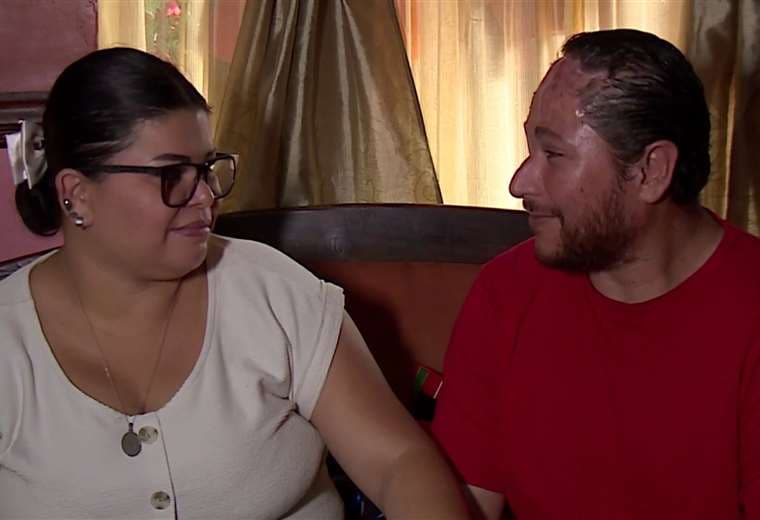 "No soporto más este dolor": Vecino de Paraíso pide ayuda para operarse en México