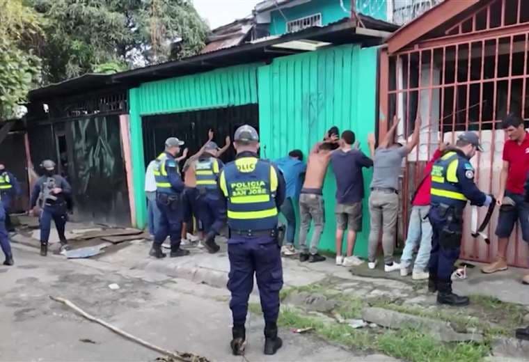 Bandas narco despojan a familias de sus casas para convertirlas en búnkeres