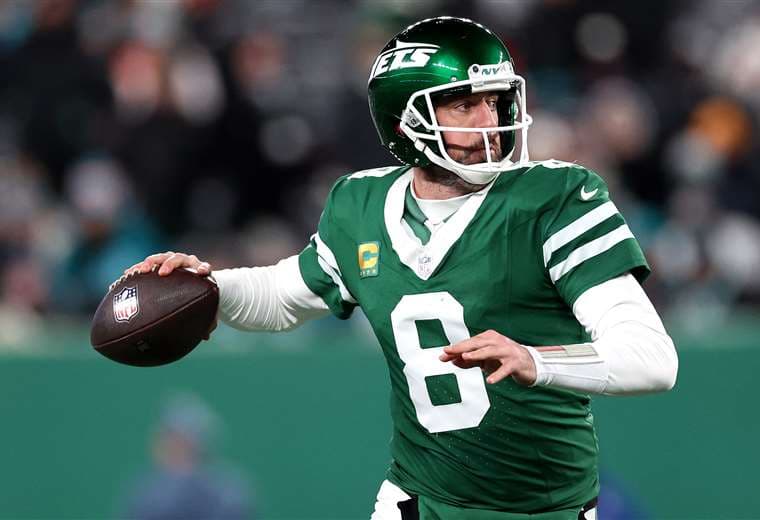 Aaron Rodgers deja de ser el 'quarterback' de los Jets