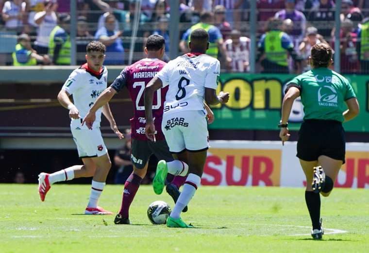 Saprissa-Alajuelense. Juan Quirós
