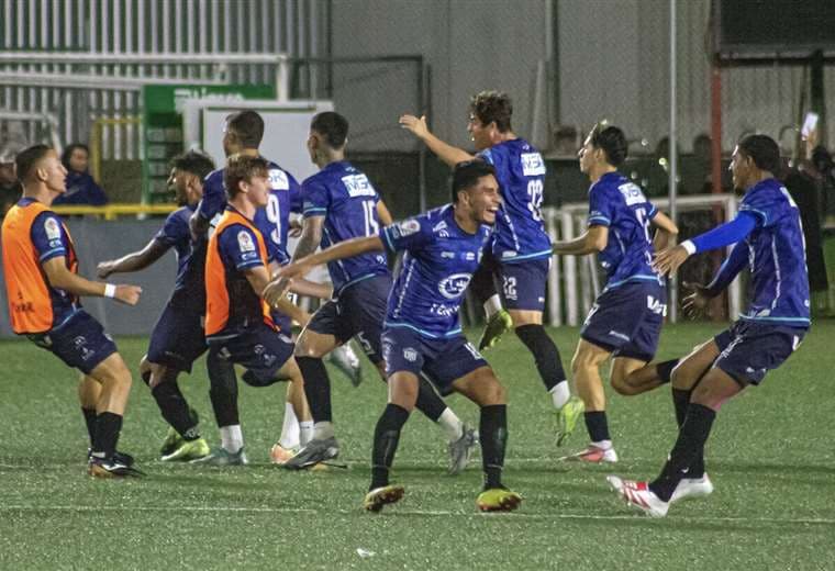 Facebook: Futbol Consultans