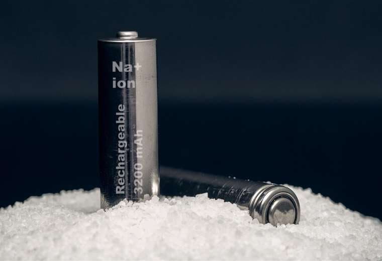 Qué son las baterías de sal y por qué China las está usando para reemplazar a las de litio