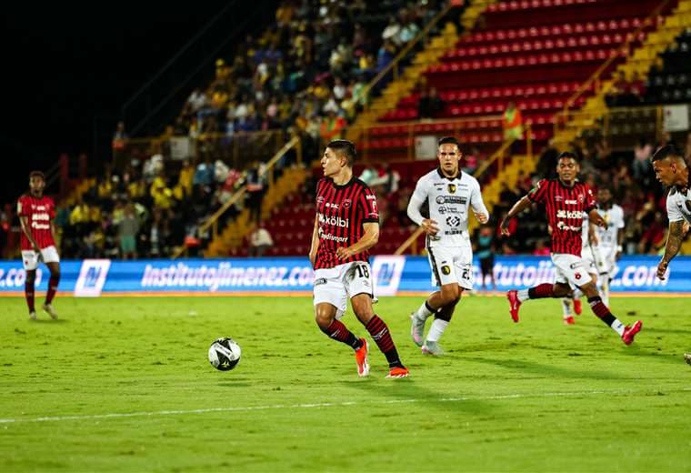 Alineaciones: Cardozo y Ramírez ponen las cartas sobre la mesa para Liberia-Alajuelense