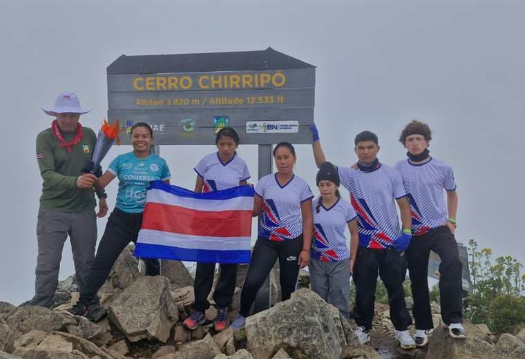 Video: Fuego de la Independencia llegó a lo más alto de Costa Rica