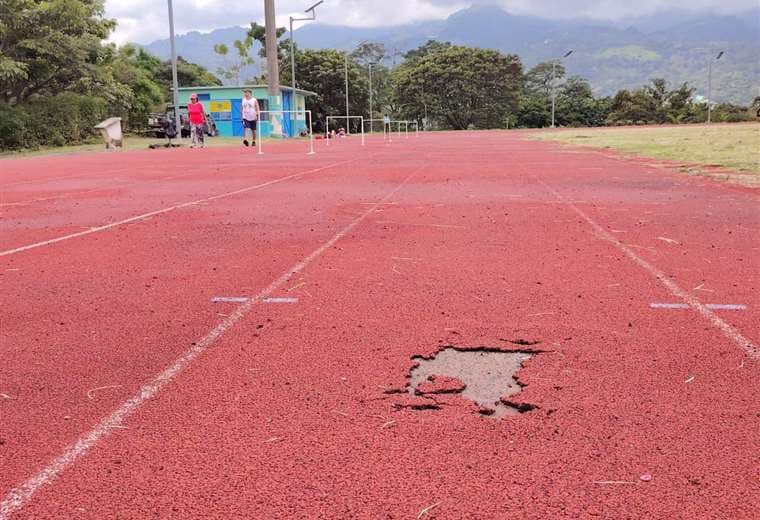 Pista de atletismo en Hatillo. Foto: Walter Mora