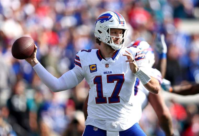 "Superman" Josh Allen choca con Broncos en la penúltima estación al Super Bowl