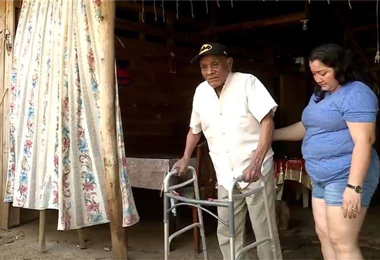 El elector más longevo de Costa Rica tiene 118 años